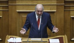 nikitiadis-i-kos-moni-1