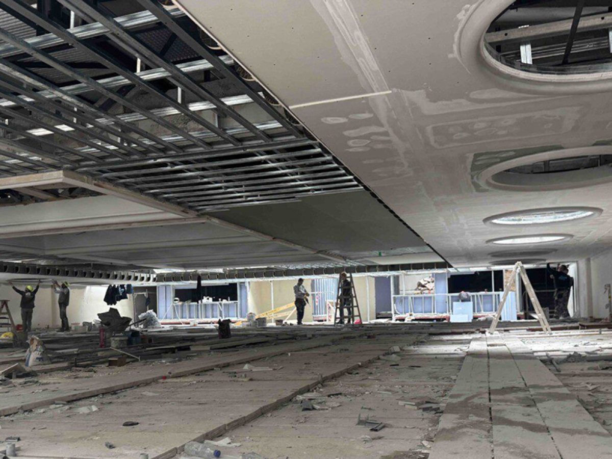 Νίκος Λυμπερόπουλος στον RV: «Η σύγχρονη τεχνολογία πίσω από την ιστορική όψη. Το Εθνικό Θέατρο Ρόδου στο 80% της αποκατάστασης»