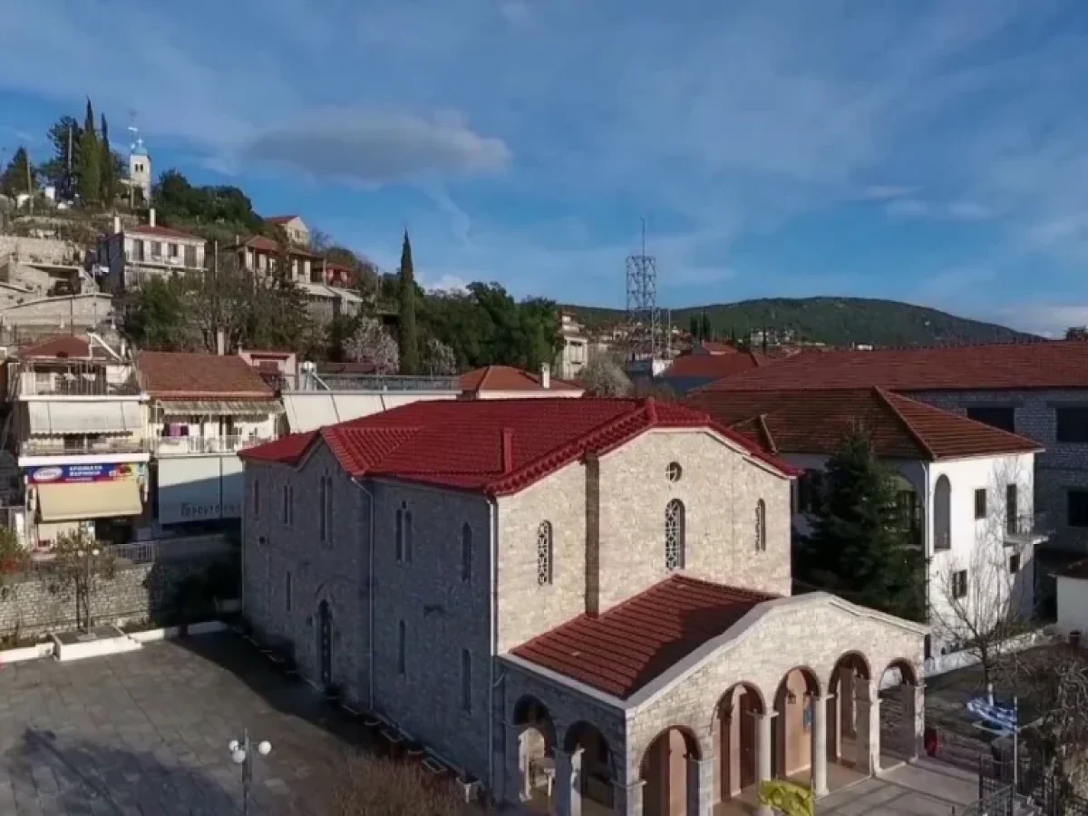 Ο δήμος Θέρμου δίνει επίδομα €3.000 για το πρώτο παιδί και €15.000 για το έκτο