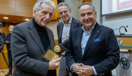 o-dimos-thessalonikis-timise-ton