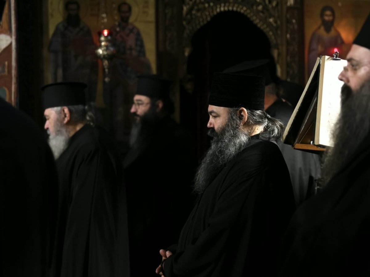 Ο Εσπερινός της Συγχωρήσεως στη σκιά των Μετεώρων (εικόνες)