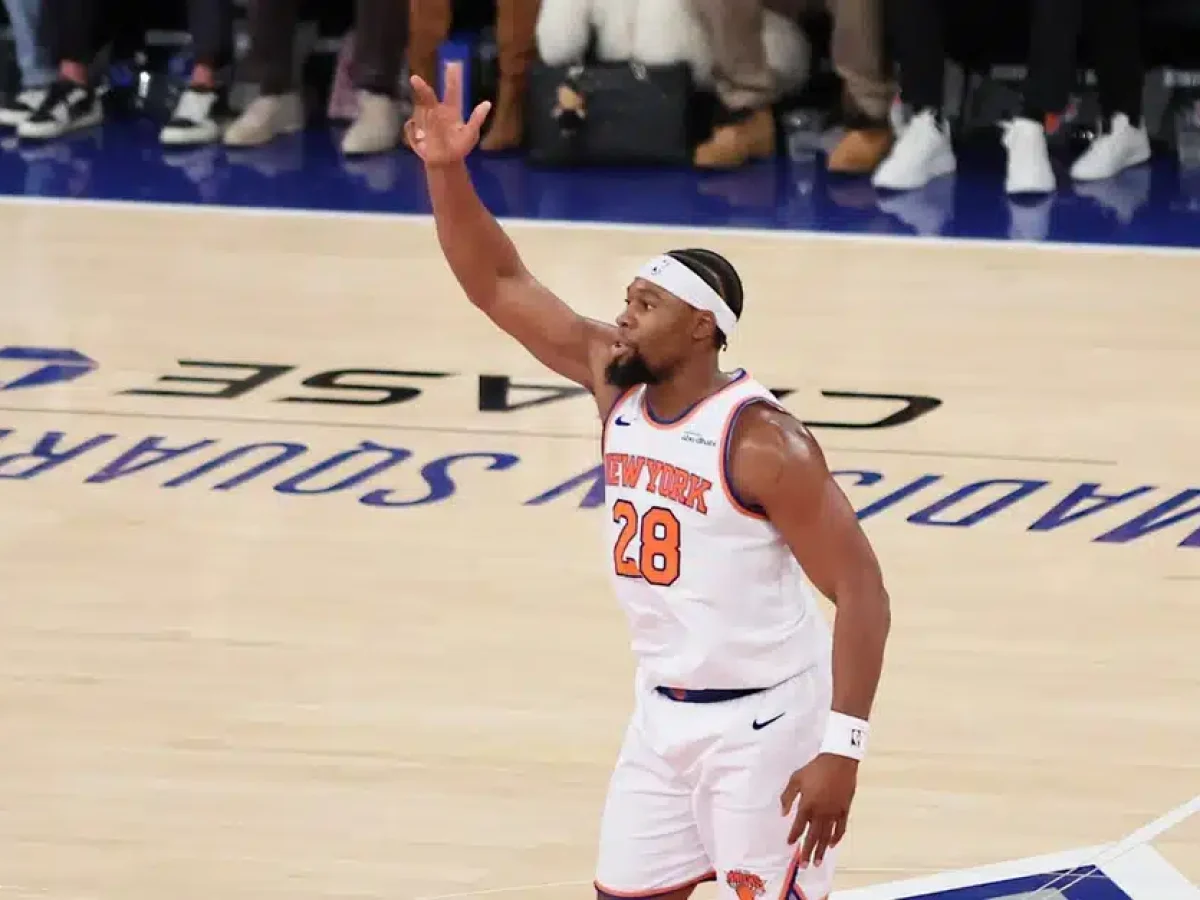 Ο Γιαμπουσέλε επιβεβαίωσε το ενδιαφέρον από ομάδα της EuroLeague