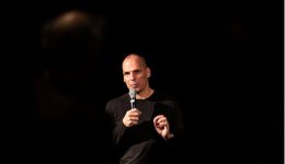 o-gianis-varoufakis-se-dialogo