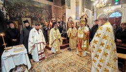 o-mitropolitis-chalkidos-timise-tous