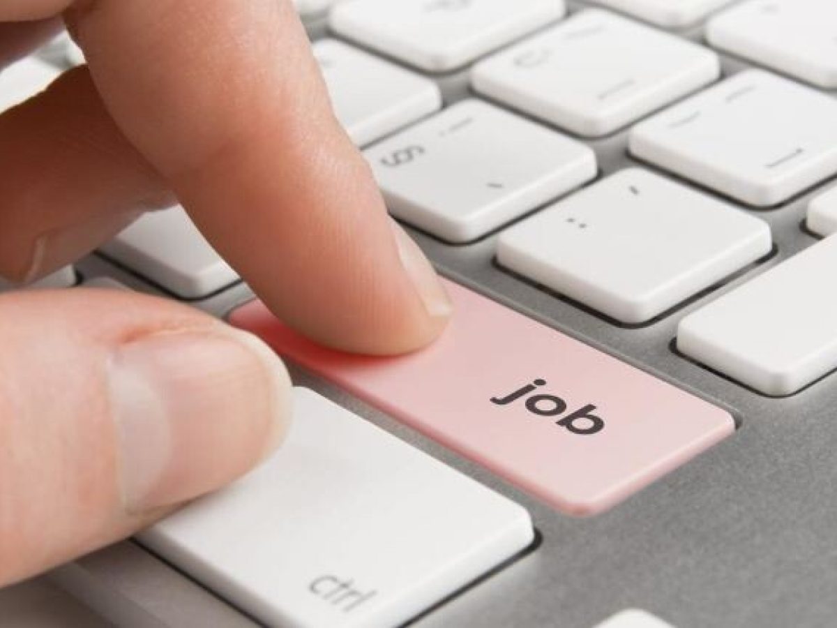 Ο όμιλος “Nakas Group” με έδρα τη Ραφήνα, αναζητά πωλητή