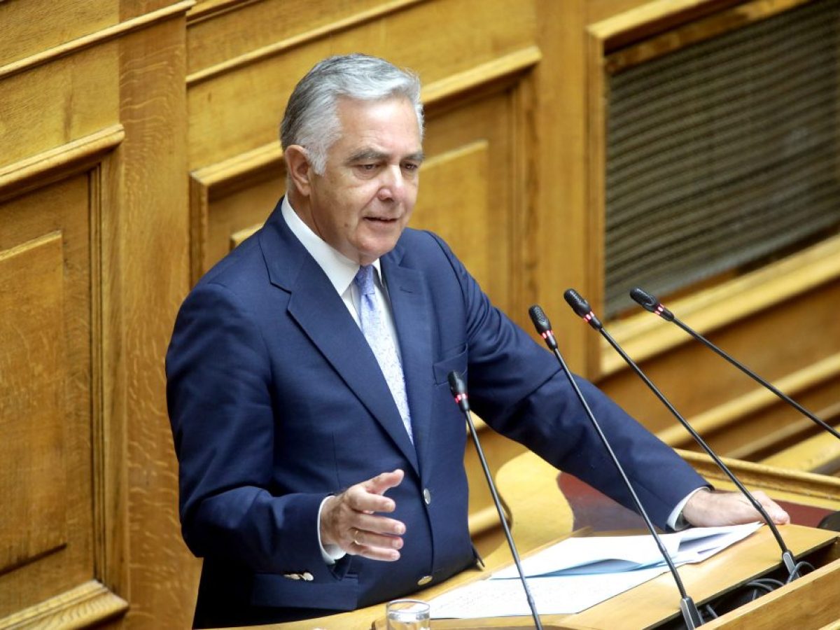 &Omicron; &Beta;&alpha;&sigma;ί&lambda;&eta;&sigmaf; &Alpha;. &Upsilon;&psi;&eta;&lambda;ά&nu;&tau;&eta;&sigmaf; &Epsilon;&iota;&sigma;&eta;&gamma;&eta;&tau;ή&sigmaf; &tau;&eta;&sigmaf; &Nu;&Delta; &sigma;&tau;&omicron; &Nu;&omicron;&mu;&omicron;&sigma;&chi;έ&delta;&iota;&omicron; &gamma;&iota;&alpha; &tau;&eta; &Nu;ό&mu;&iota;&mu;&eta; &Mu;&epsilon;&tau;&alpha;&nu;ά&sigma;&tau;&epsilon;&upsilon;&sigma;&eta;: &laquo;&Alpha;&pi;ό &tau;&eta; &delta;&iota;&alpha;&chi;&epsilon;ί&rho;&iota;&sigma;&eta; &tau;&eta;&sigmaf; &pi;&alpha;&rho;&alpha;&nu;&omicron;&mu;ί&alpha;&sigmaf; &sigma;&tau;&eta; &sigma;&tau;&rho;&alpha;&tau;&eta;&gamma;&iota;&kappa;ή &tau;&eta;&sigmaf; &nu;&omicron;&mu;&iota;&mu;ό&tau;&eta;&tau;&alpha;&sigmaf; &sigma;&tau;&eta; &mu;&epsilon;&tau;&alpha;&nu;ά&sigma;&tau;&epsilon;&upsilon;&sigma;&eta;&raquo;