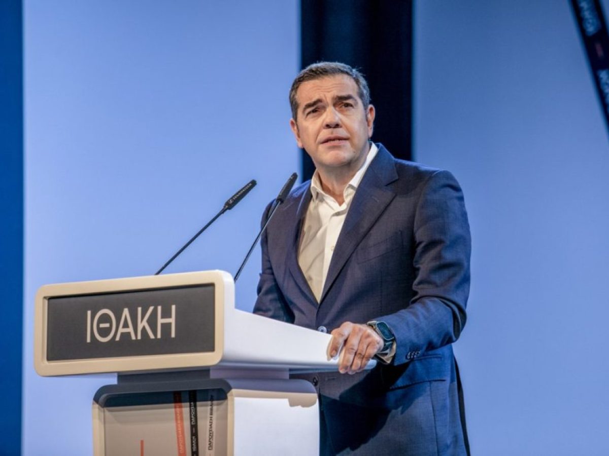 Ο Αλέξης Τσίπρας στη Λάρισα