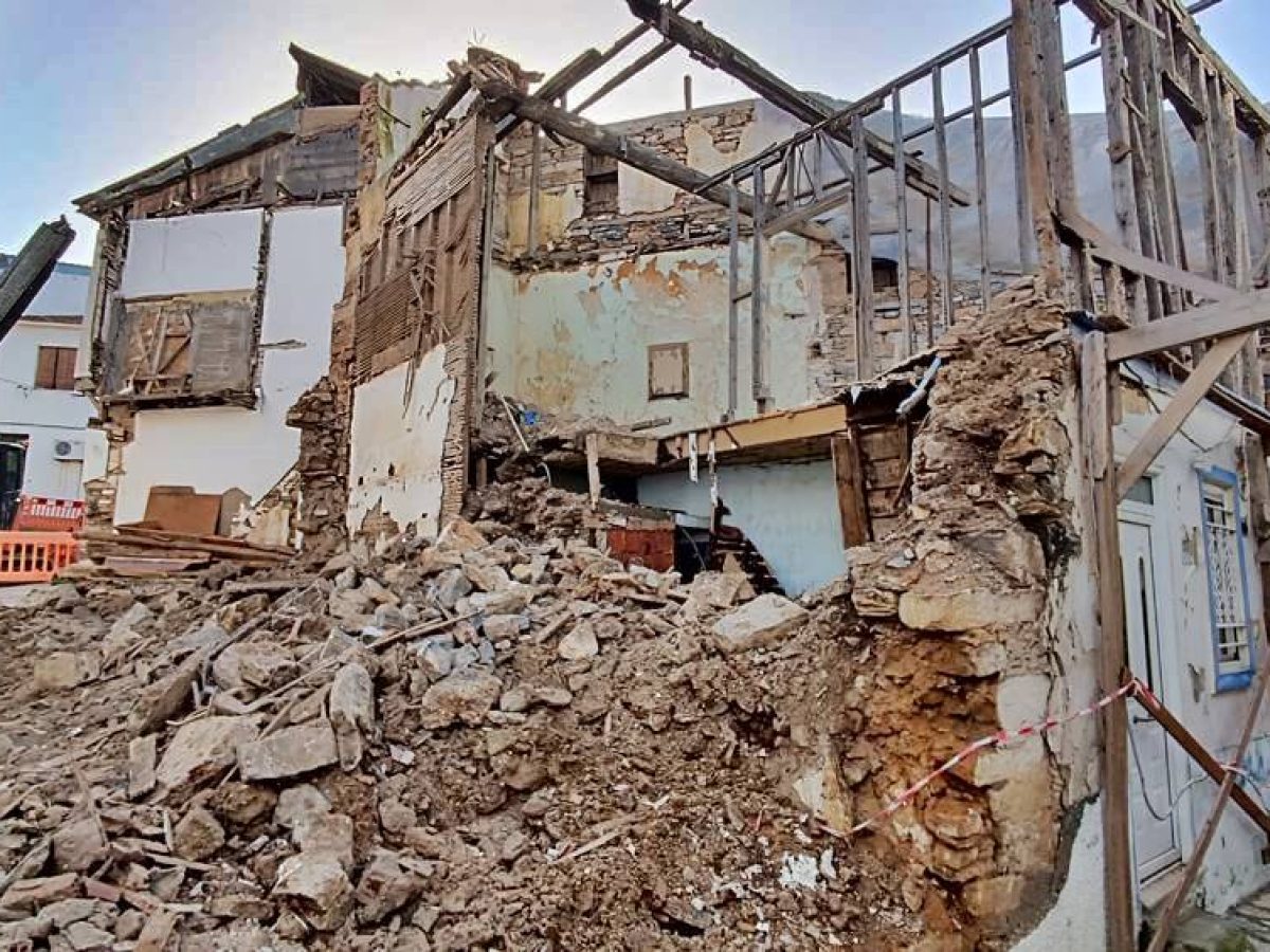 Παντελής Γαλιώτης για την κατάρρευση οικίας στο Άνω Βαθύ: «Δεν αδιαφορούμε, όμως δεν μπορούμε να μπούμε στα κλειδωμένα σπίτια»