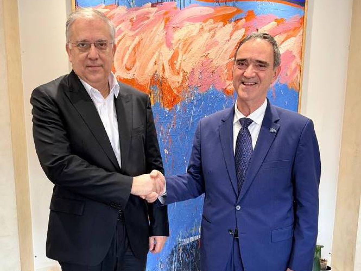 Παρεμβάσεις για μεταφορικό κόστος, ρευστότητα και υποδομές ζήτησε το Επιμελητήριο Σάμου από τον Υπουργό Ανάπτυξης
