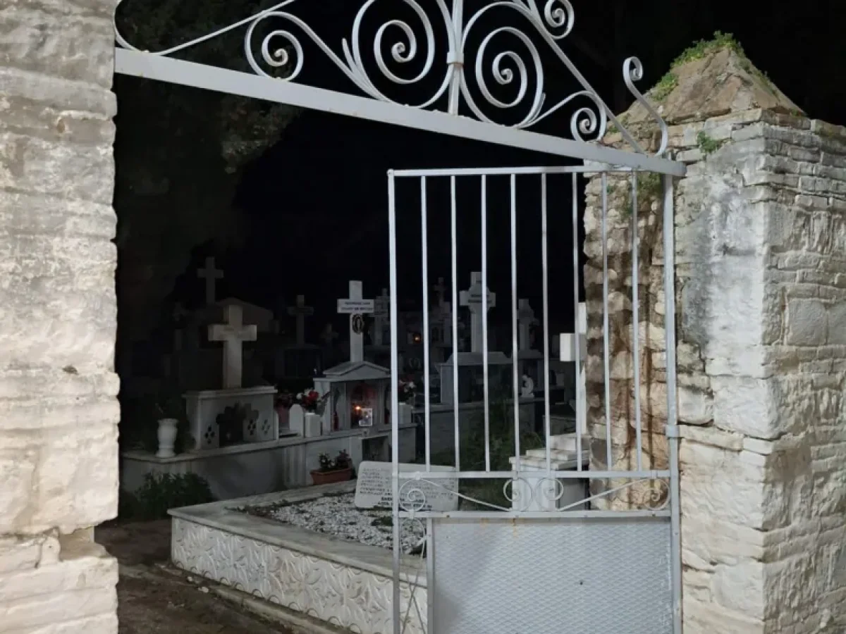 Πάτρα-Κοιμητήριο Σαραβαλίου: Κυηγώντας σκιές, θρύλους και τσακάλια ΦΩΤΟ