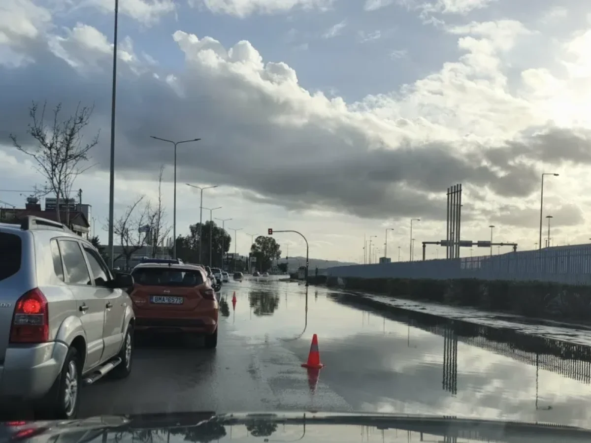 Πάτρα: Σύσκεψη στα γραφεία του ΟΛΠΑ για τις πλημμύρες στην Ακτή Δυμαίων