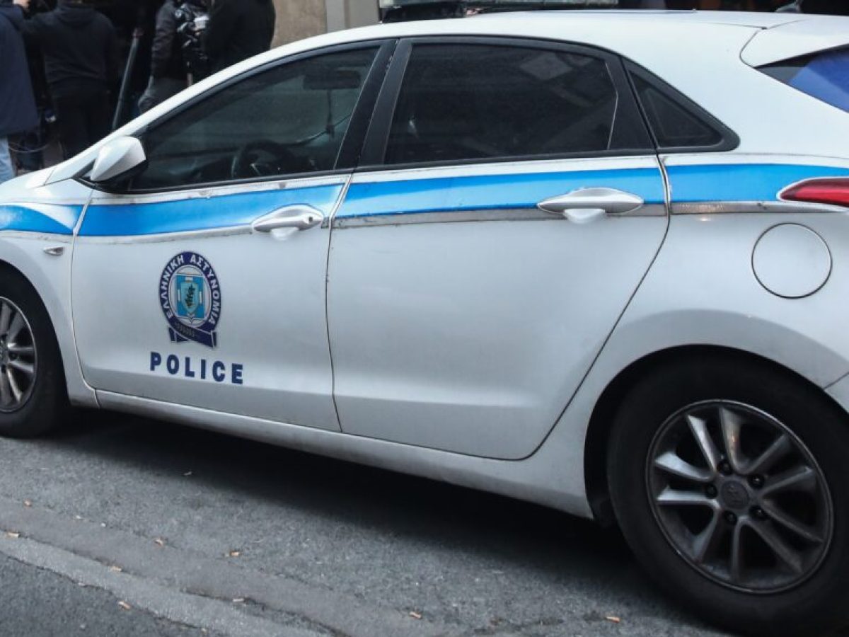 Πέλλα: Εξιχνιάστηκε τηλεφωνική απάτη με τη μέθοδο του λογιστή – Είχαν αποσπάσει χρυσές λίρες και κοσμήματα αξίας 5.000 ευρώ