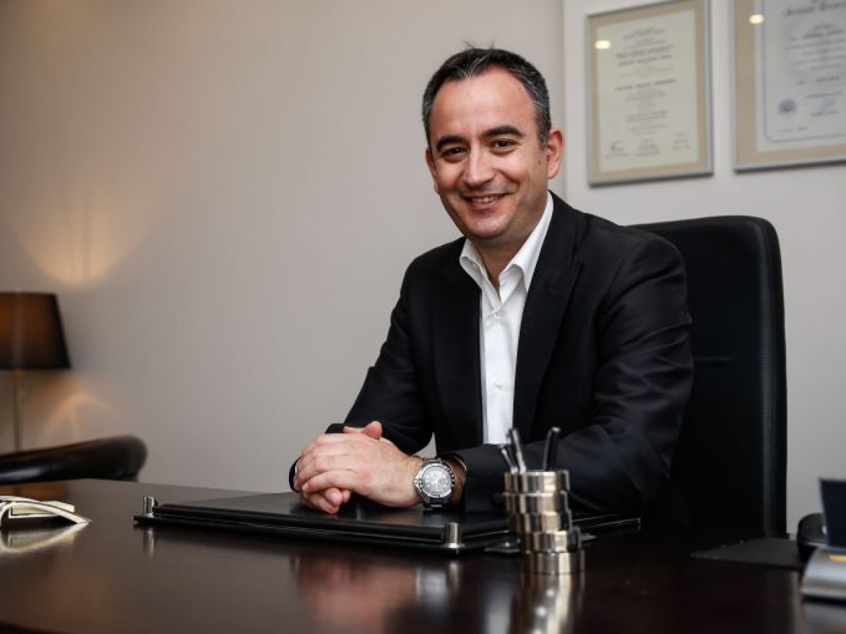 Πένθος, ψυχικό τραύμα κι επούλωση: Ο ψυχίατρος Αχιλλέας Οικονόμου μιλά για τη ΒΙΟΛΑΝΤΑ