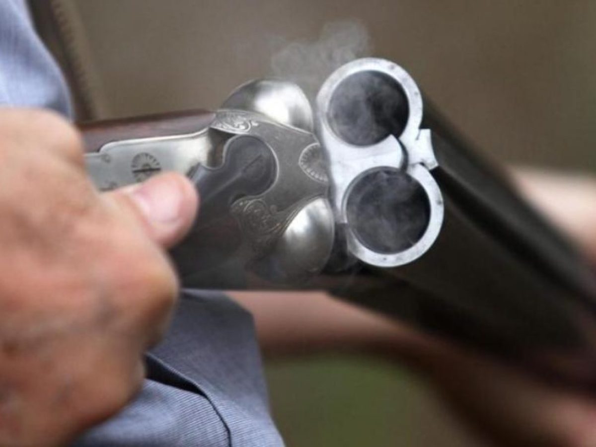 Πυροβολισμοί στο Άργος: «Έδεσαν» άνδρα με πέντε κυνηγετικά όπλα στο σπίτι του!