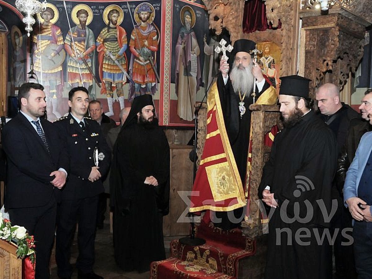 Πλήθος πιστών και φέτος στον Πανηγυρικό Εσπερινό του Αγίου Χαραλάμπους στην Μονή Αγίου Στεφάνου Μετεώρων