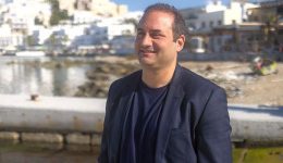 polichronakos-to-sarakiniko-milou-ine