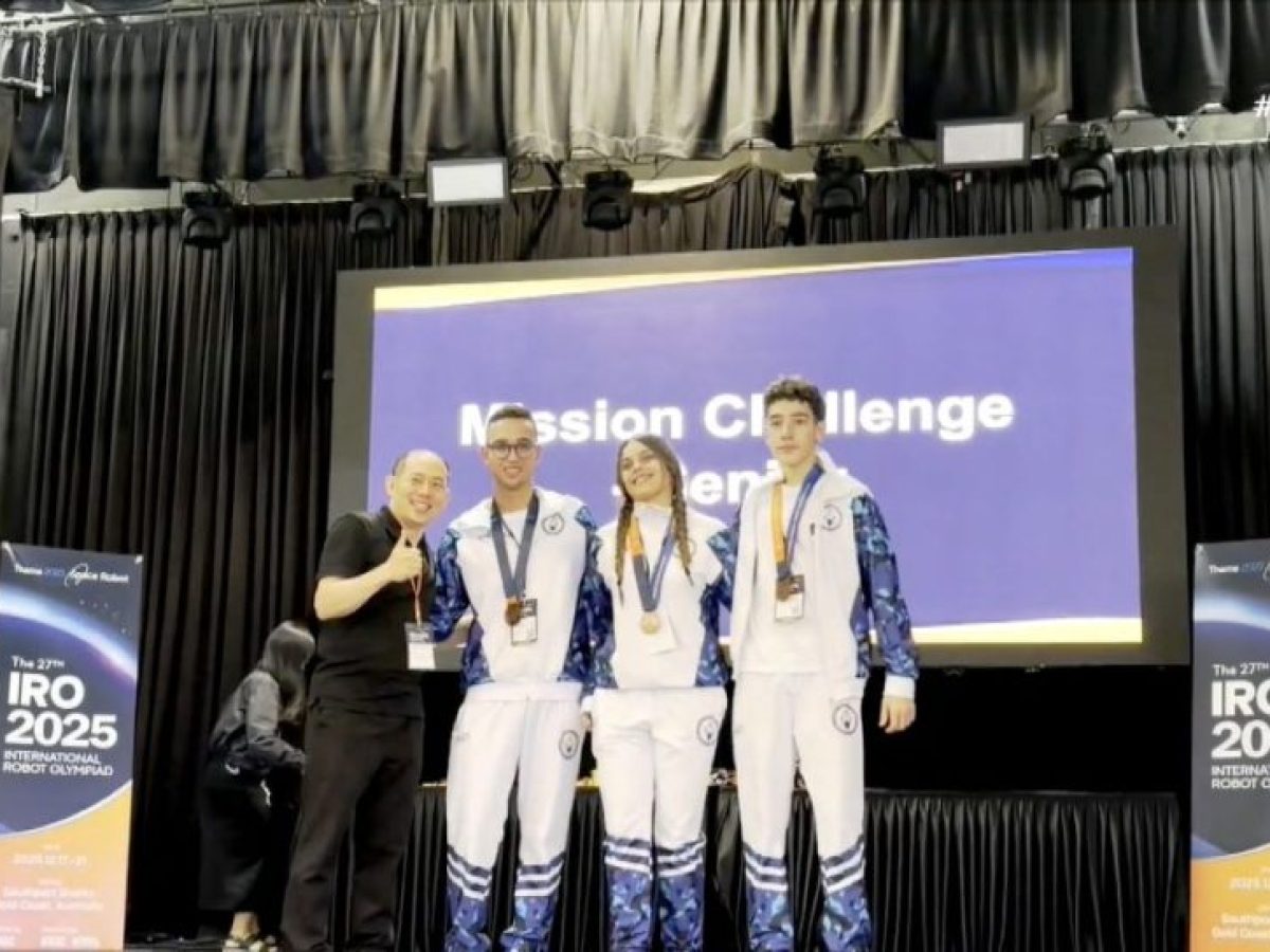 Πολλά μετάλλια για την ελληνική ομάδα στην διεθνή ολυμπιάδα ρομποτικής 