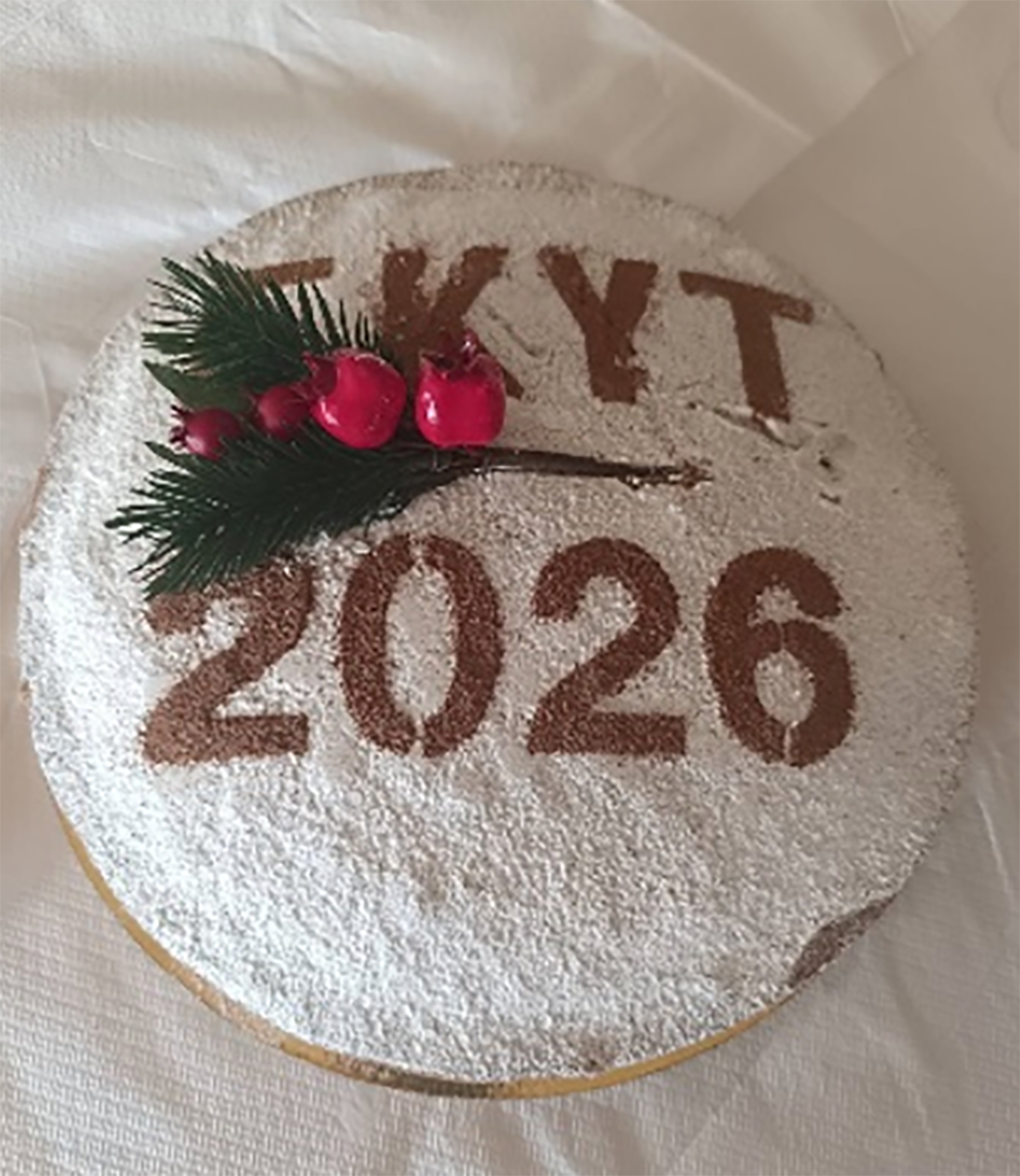 pragmatopiithike-i-kopi-tis-vasilopitas