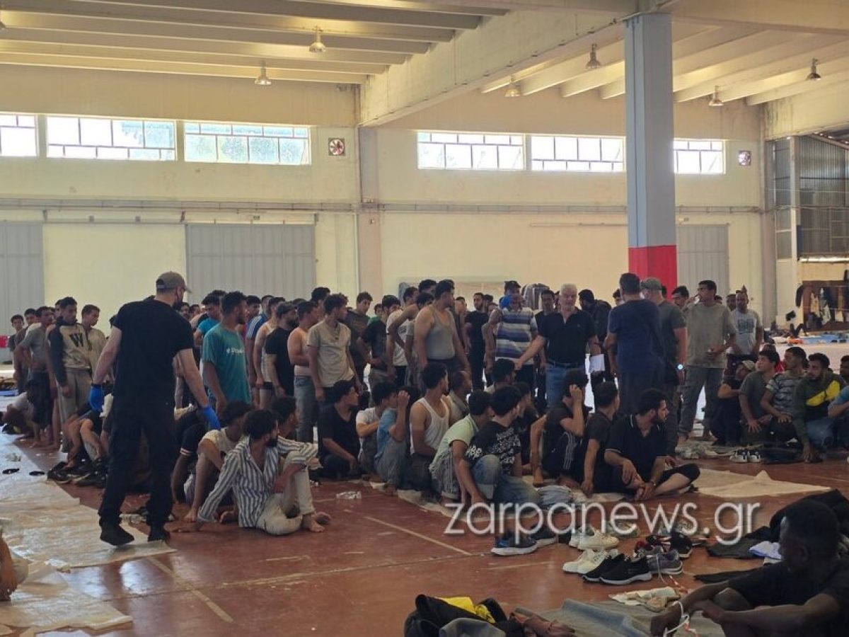 «Πράσινο φως» για τη δημιουργία δύο προσωρινών δομών κράτησης μεταναστών σε Χανιά και Ηράκλειο