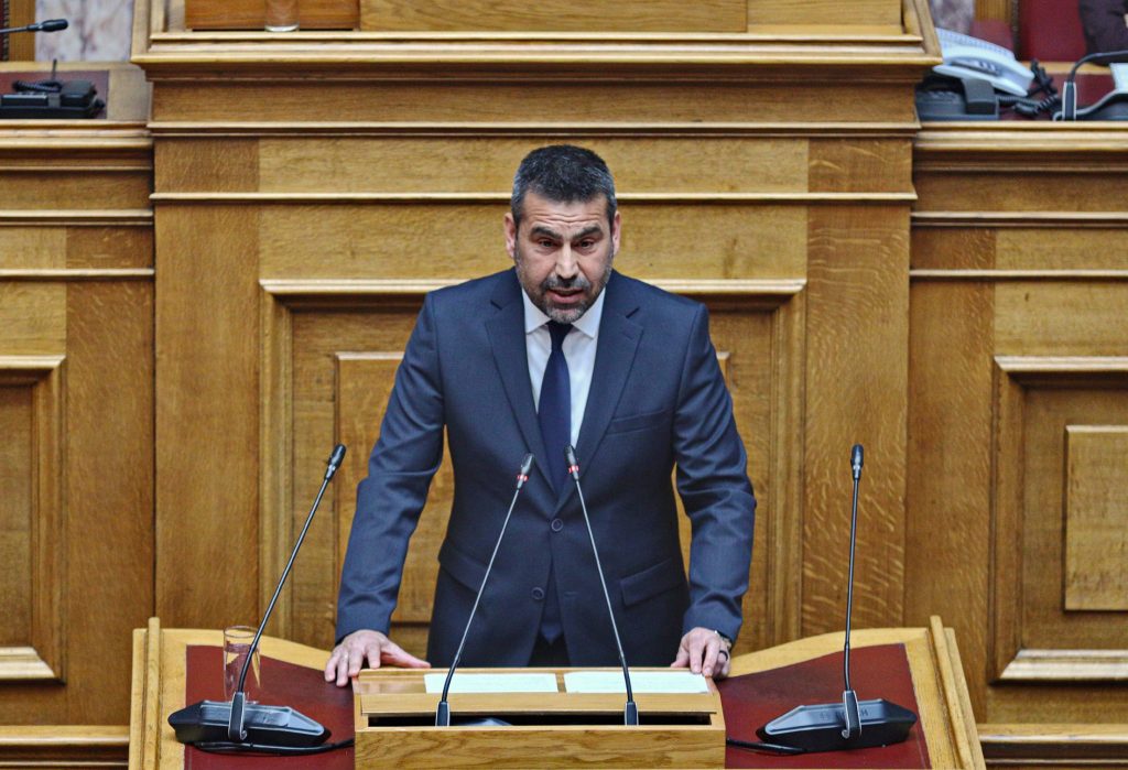 pros-nea-sidirodromiki-ipovathmisi-odevi