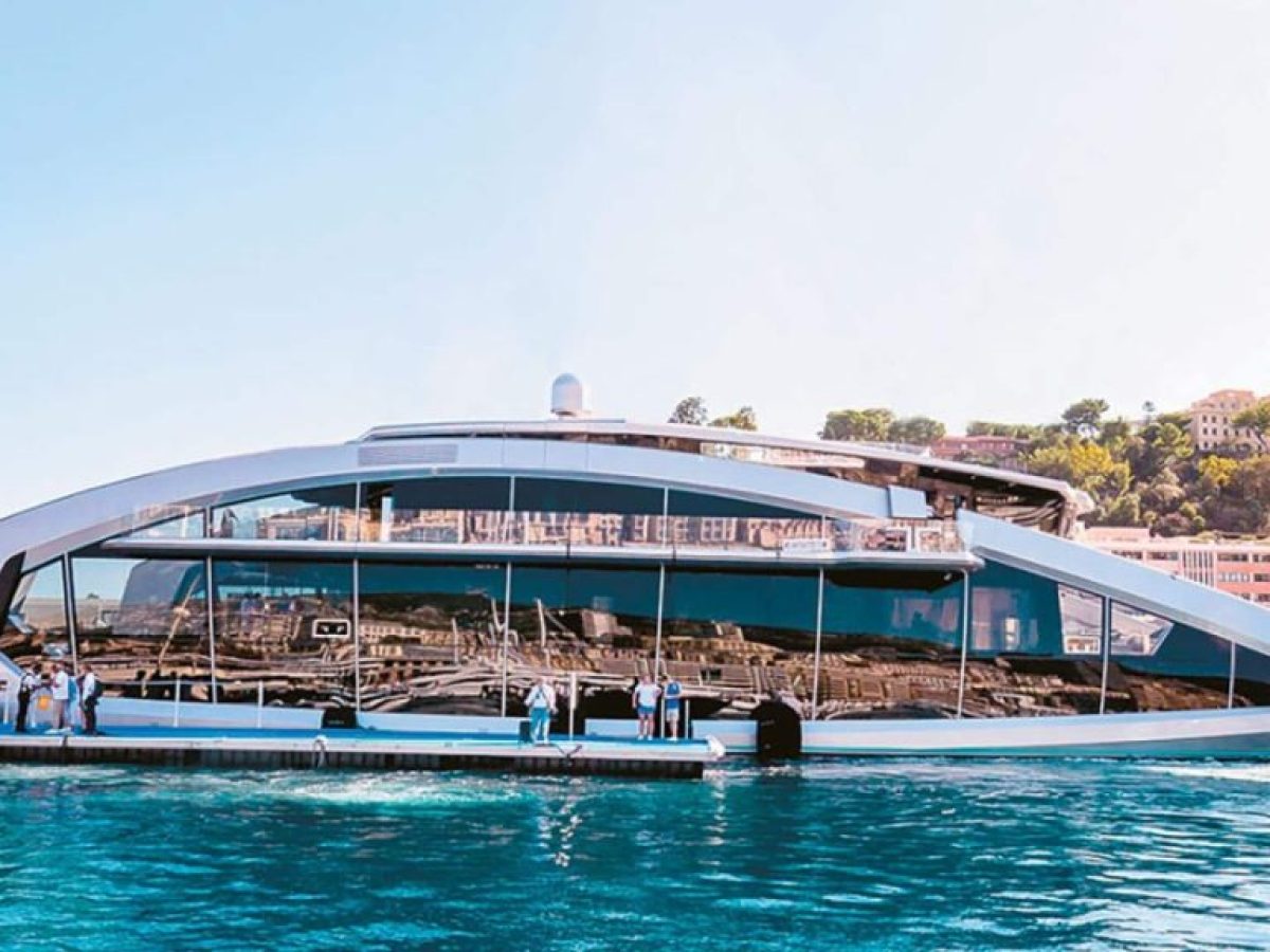 Προς πώληση έναντι 46 εκατ. ευρώ το This Is It, ένα από τα πιο φουτουριστικά catamaran στον κόσμο