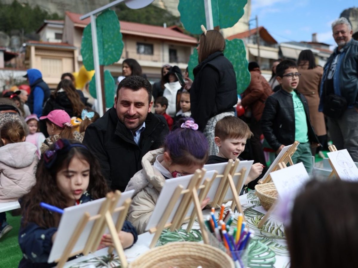 Πρωτοφανής κοσμοπλημμύρα στο Μετεωροδάσος – Η Καλαμπάκα πλημμύρισε χαμόγελα και η γιορτή συνεχίζεται και την Καθαρά Δευτέρα από τις 11:00 μέχρι τις 15:00