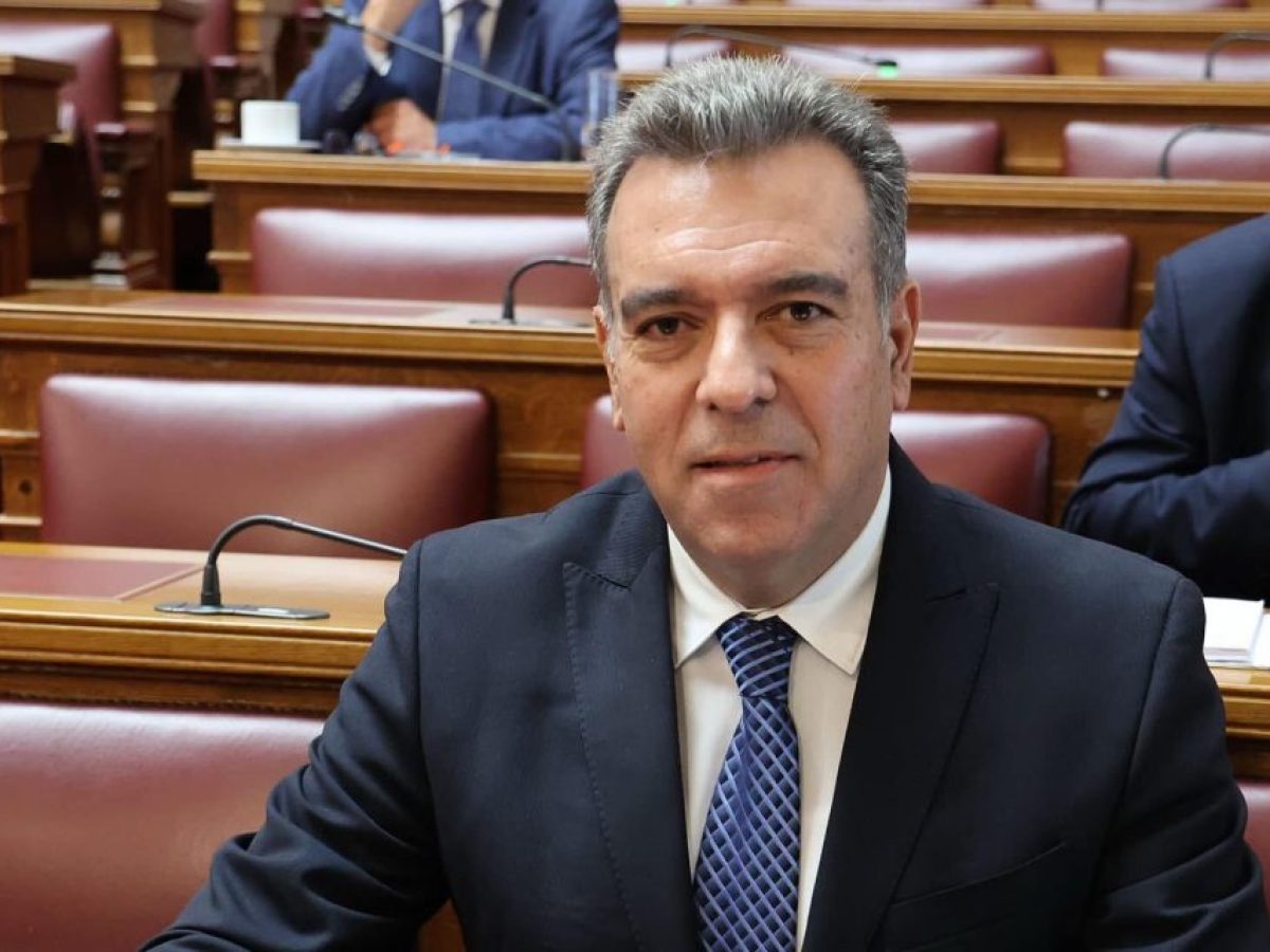 «Πρωτοβουλία-πρόταση του Μάνου Κόνσολα προκειμένου να στηριχθεί ο Δήμος Αγαθονησίου και να κατασκευαστούν κατοικίες που θα διατεθούν σε εκπαιδευτικούς και γιατρούς που υπηρετούν στο νησί»