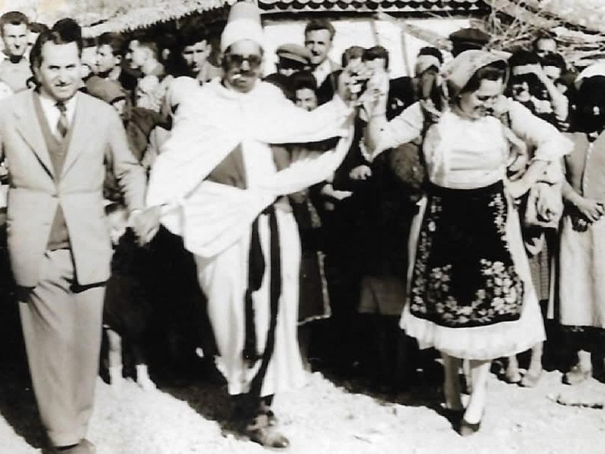 «Προβολή Οπτικοακουστικού Υλικού: Παλαιά Έθιμα και Παραδόσεις των Αθικίων»