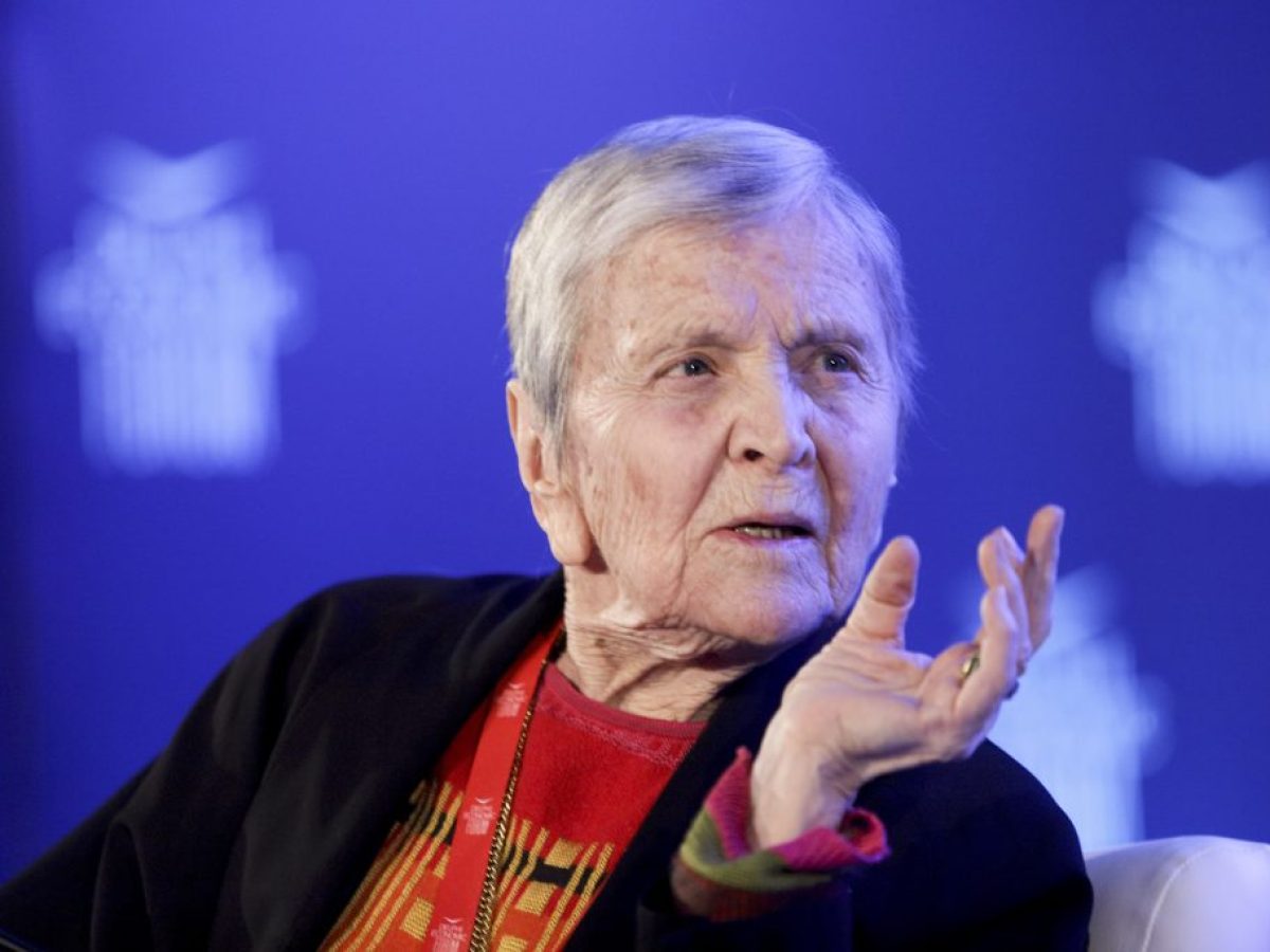 Ψήφισμα του Δ.Σ Σπάρτης για την εκδημία της Ελένης Γλύκατζη-Αρβελέρ