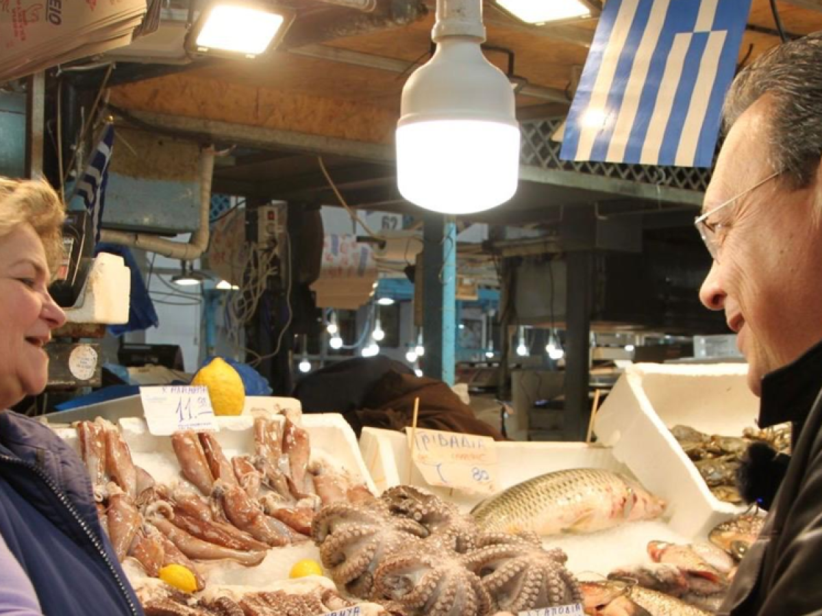 Σ. Φάμελλος από Ρέντη και Βαρβάκειο: «Συναγερμός για την αγορά – Η ακρίβεια έχει την υπογραφή Μητσοτάκη»