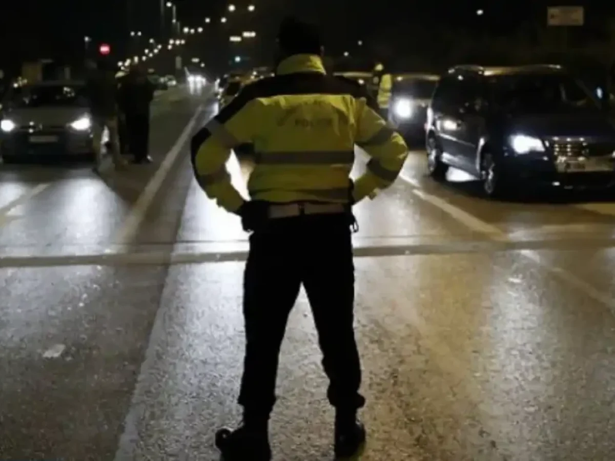 Σαρωτικοί έλεγχοι της Τροχαίας στην Αττική: 3.671 παραβάσεις σε τρεις ημέρες, οι 139 για αλκοόλ – 13 συλλήψεις