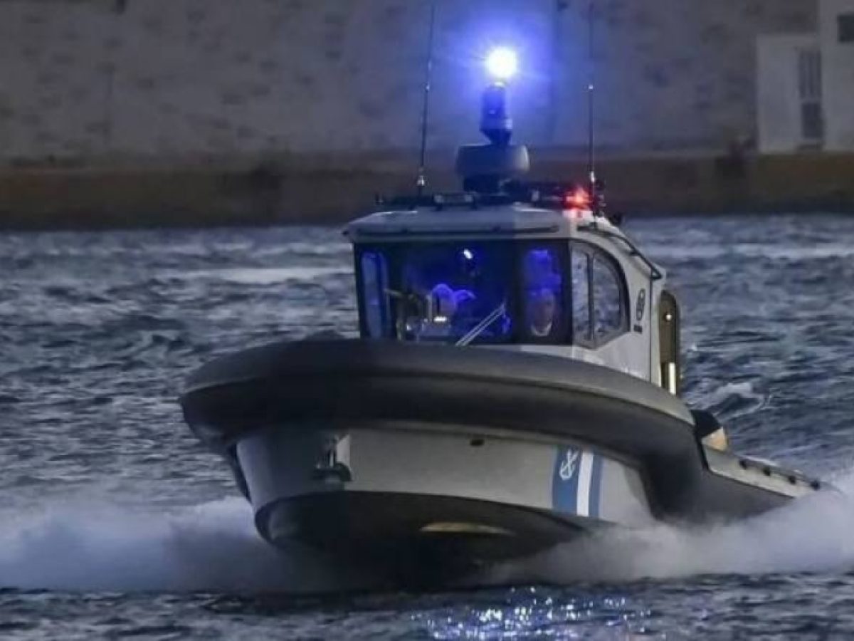 Σε εξέλιξη έρευνες του Λιμενικού για αγνοούμενο στη θάλασσα του Γυθείου