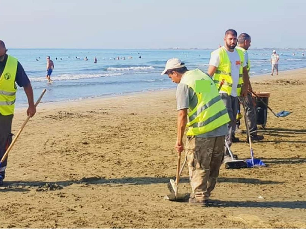 Σε ιδιώτες θα ανατεθούν από το Δήμο Καλυμνίων η καθαριότητα παραλιών και οι αποψιλώσεις- ασβεστοχρώσεις σε κοινόχρηστους χώρους.
