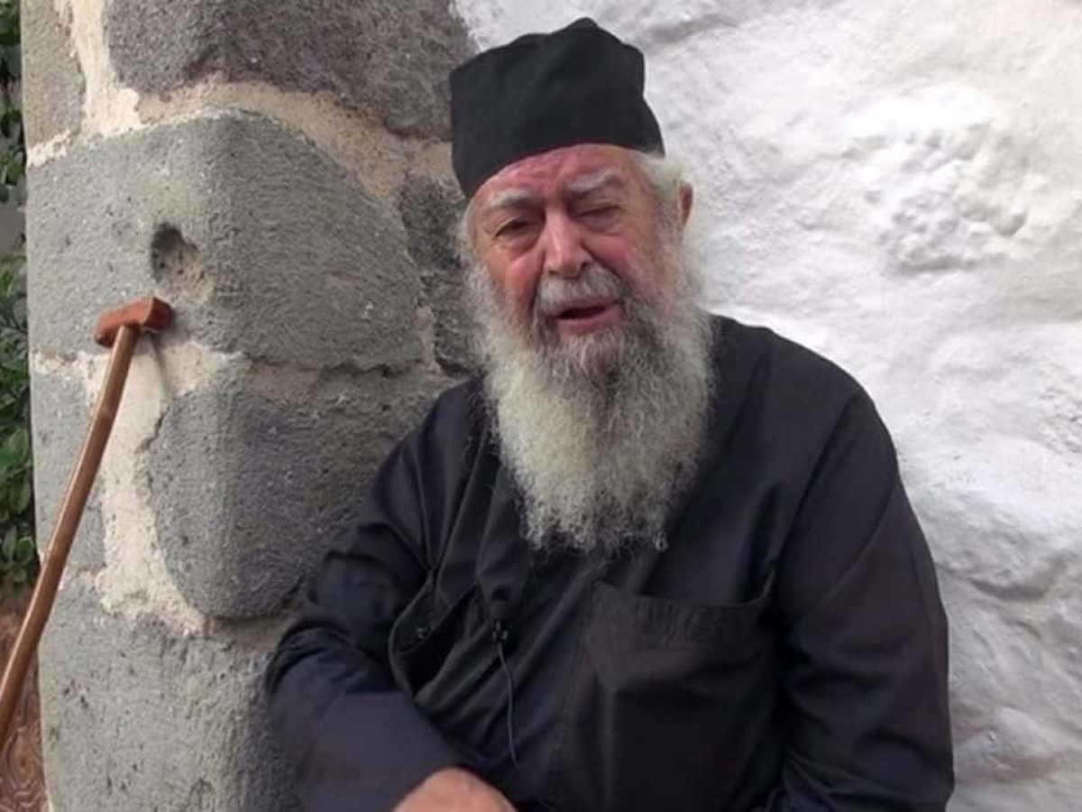 Σε ημέρα πένθους το Αγαθονήσι για την εκδημία του Μητροπολίτη πρώην Γάνου και Χώρας κυρού Αμφιλοχίου