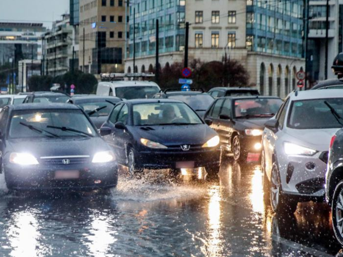 Σε κατάσταση «Κόκκινου Συναγερμού» 4 Περιφέρειες λόγω κακοκαιρίας