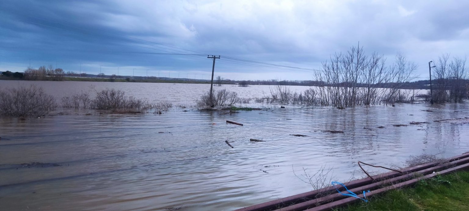 se-kokkino-sinagermo-o-evros