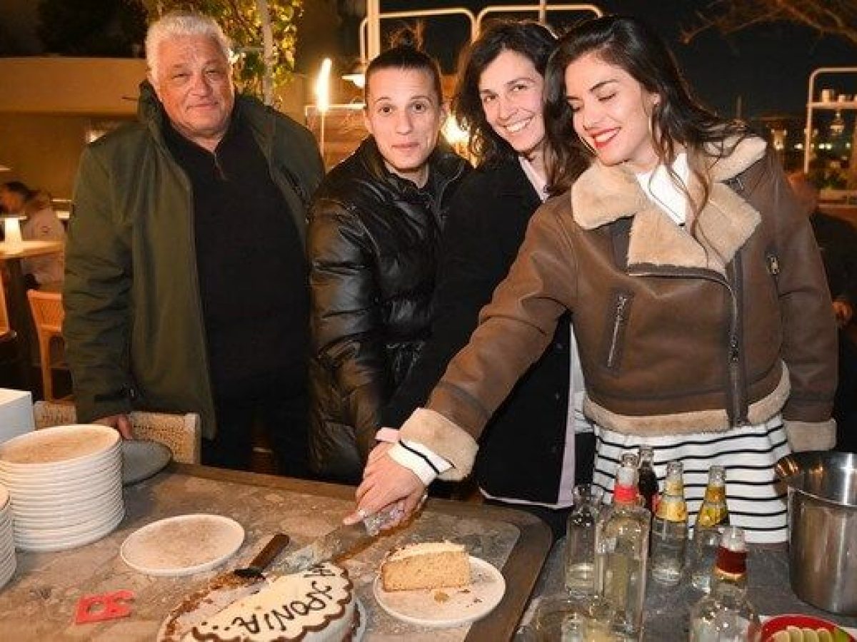 Σε ζεστό κλίμα η κοπή πίτας του Οδυσσέα Μοσχάτου (εικόνες)