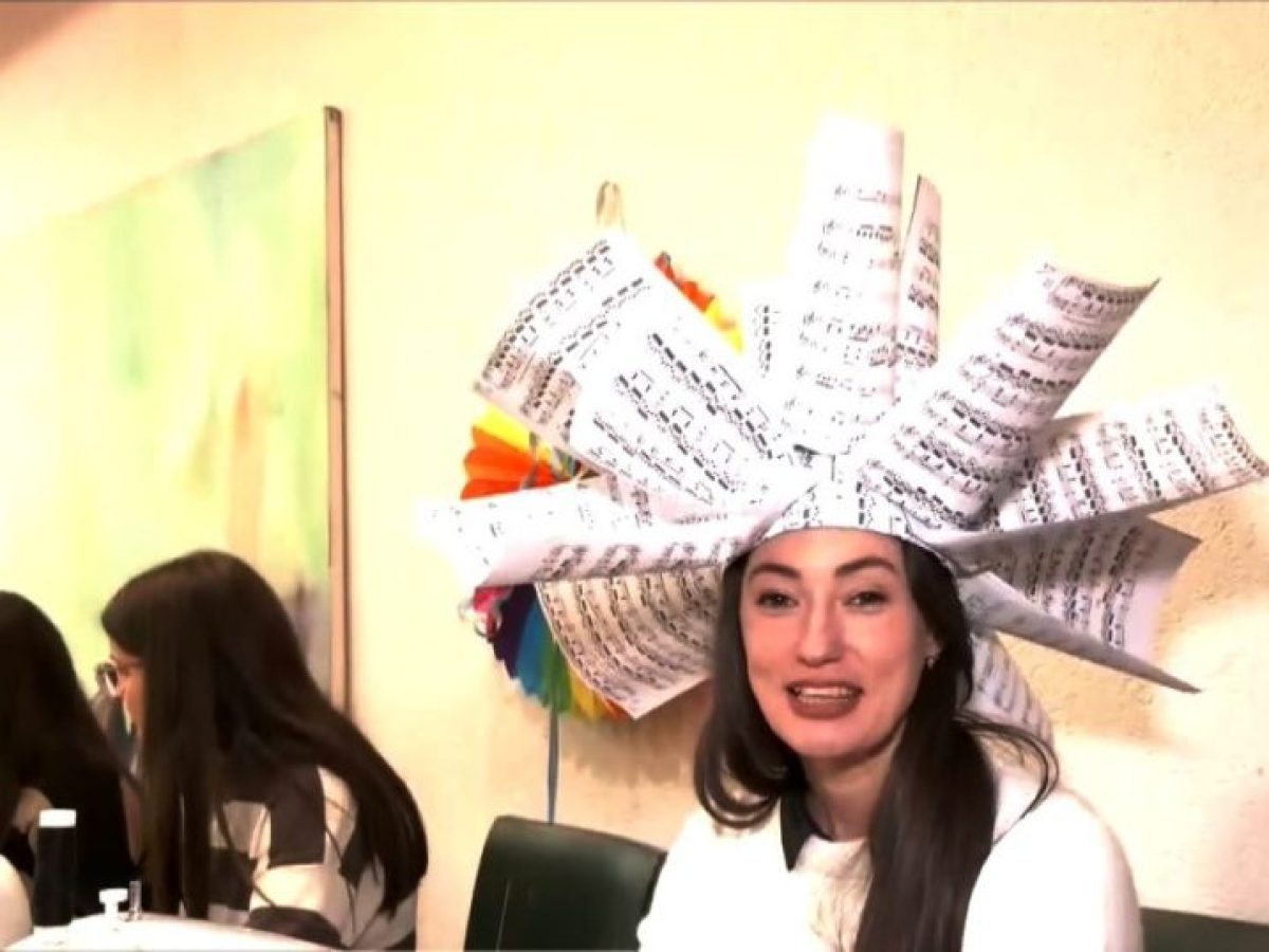 Σέρβια Κοζάνης: Μαθητές του Δημοτικού Ωδείου ετοιμάζουν καρναβαλικές στολές