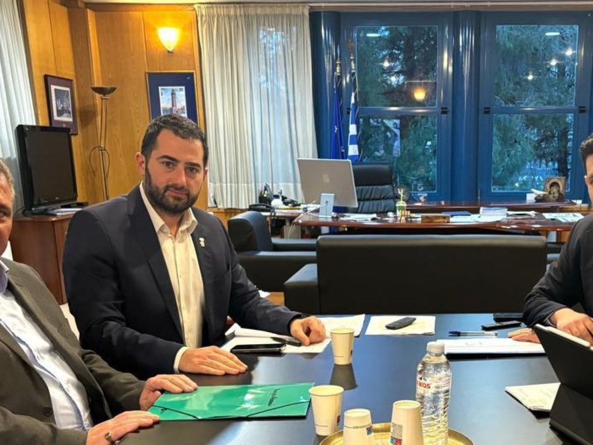 Σιδηρόδρομος, ΚΤΕΛ και υδατοδρόμια στη συνάντηση Σπανού με Κυρανάκη