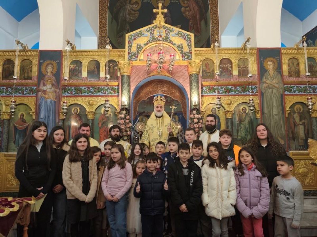 Συγκινητική υποδοχή από παιδιά σε Επίσκοπο στη Βόρεια Εύβοια