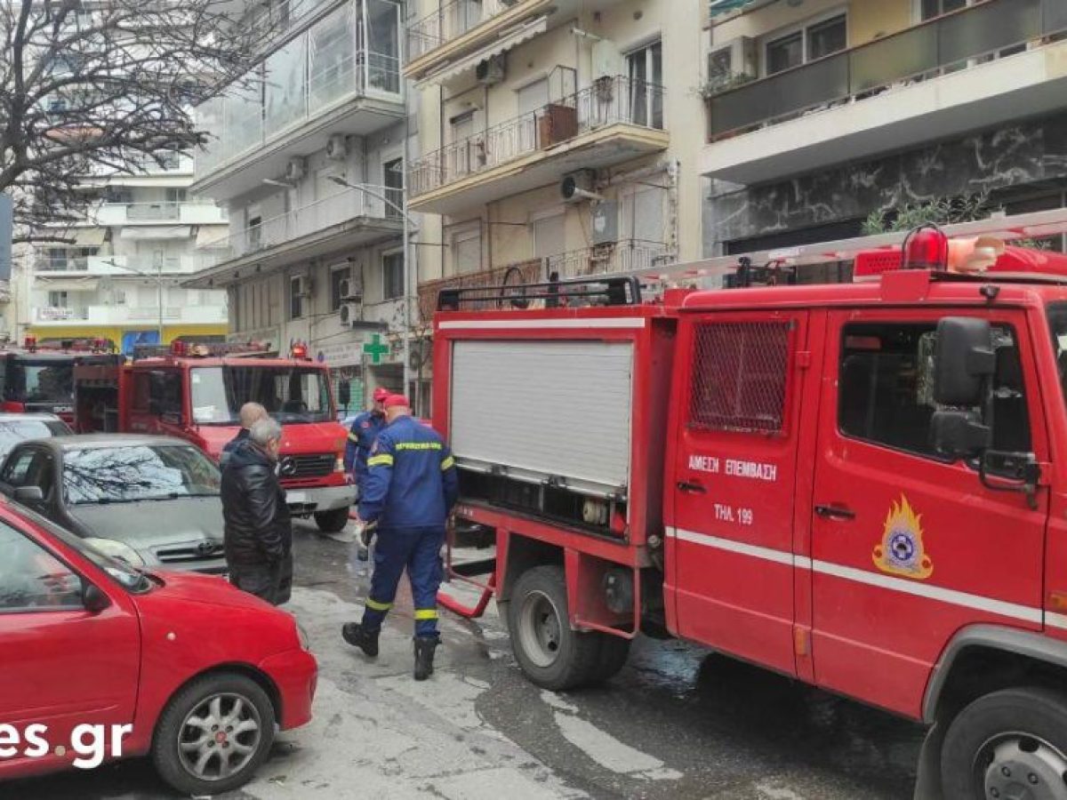 Συναγερμός στη Θεσσαλονίκη: Φωτιά σε καπνοδόχο εστιατορίου (ΦΩΤΟ)