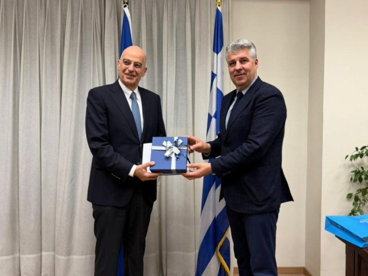 Συνάντηση Χριστόδουλου Τοψίδη με τον Υπουργό Εθνικής Άμυνας Νίκο Δένδια στην Κομοτηνή