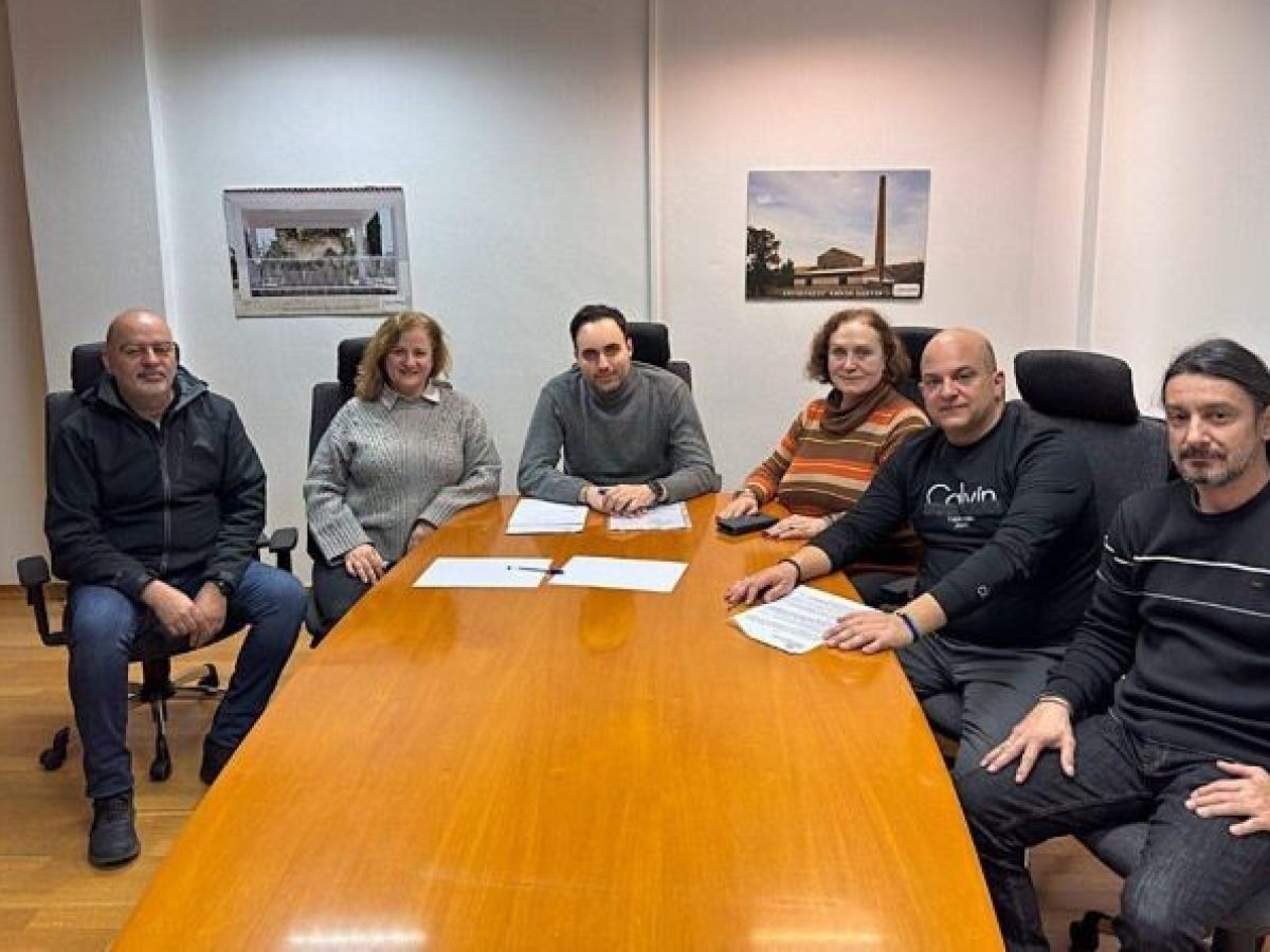 Συνάντηση εργασίας με τον Σύλλογο Γονέων και τη Διεύθυνση του 3ου Γυμνασίου Παλλήνης