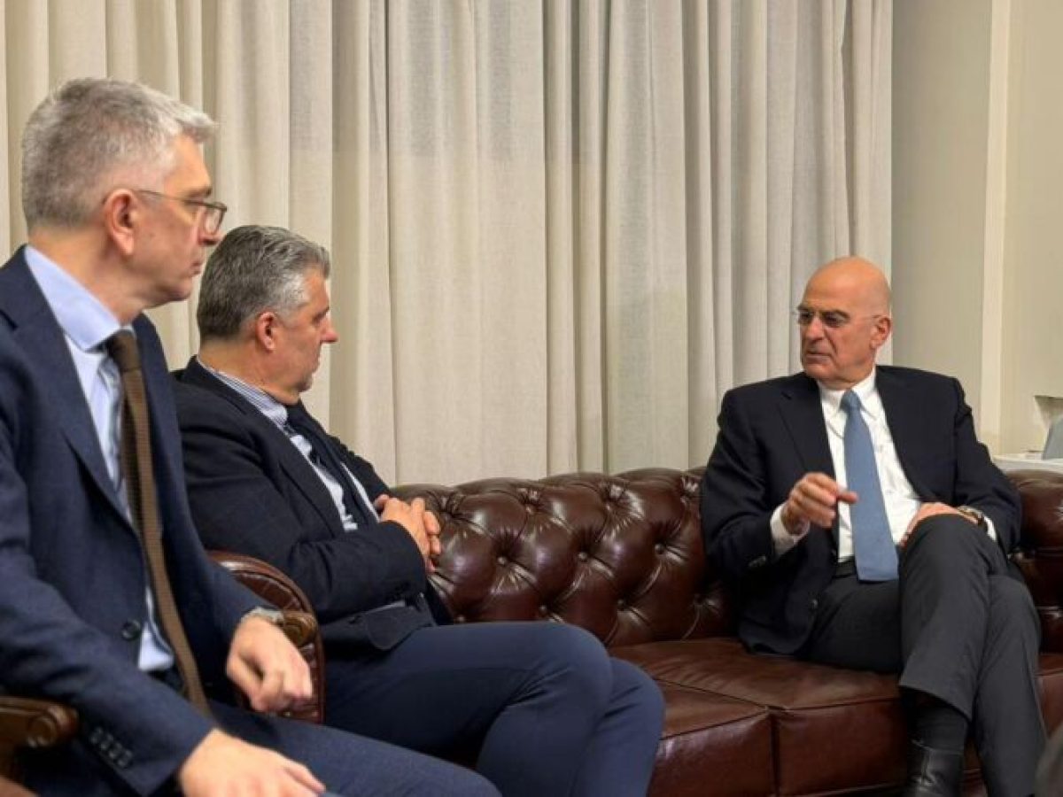 Συνάντηση με τον Υπουργό Αμυνας Νίκο Δένδια είχε ο Περιφερειάρχης ΑΜΘ