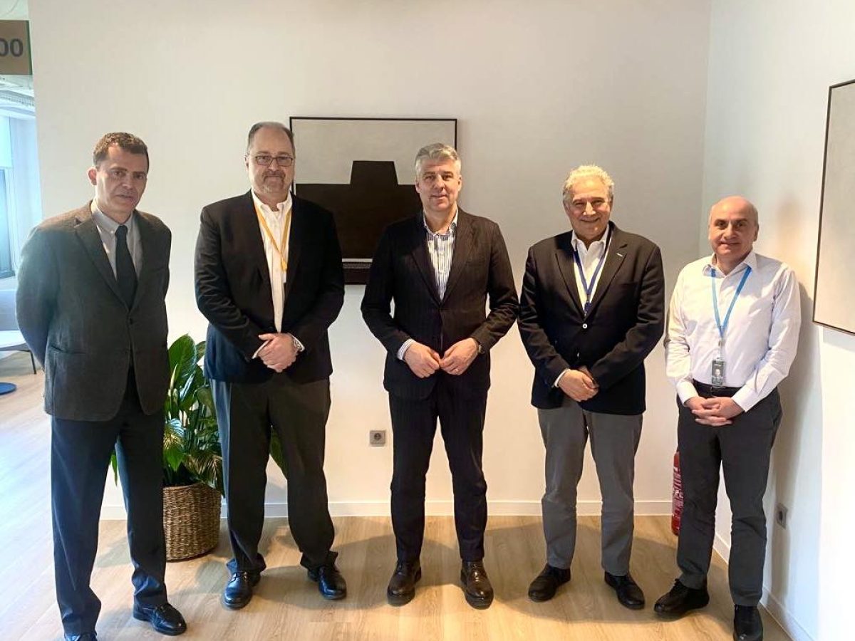 Συνάντηση Περιφέρειας ΑΜ-Θ με την Amazon Web Services για καινοτομία και ψηφιακή ανάπτυξη