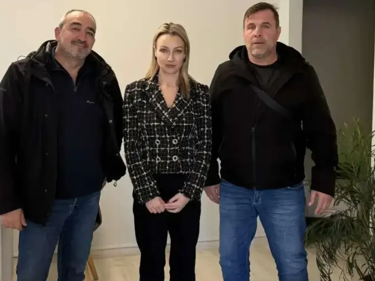 Συνάντηση της Κατερίνας Καζάνη με το Σωματείο Εργαζομένων της ΕΑΒ