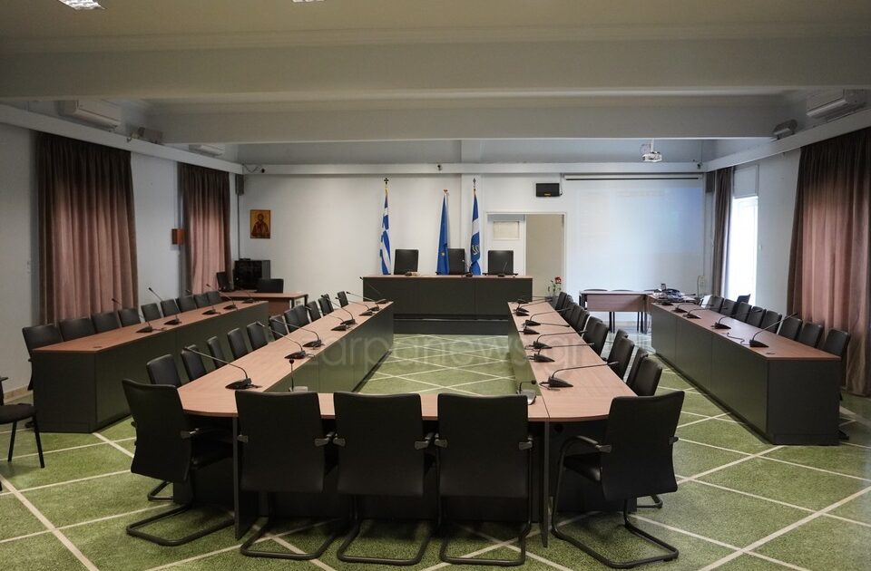 sinedriazi-tin-tetarti-to-dimotiko