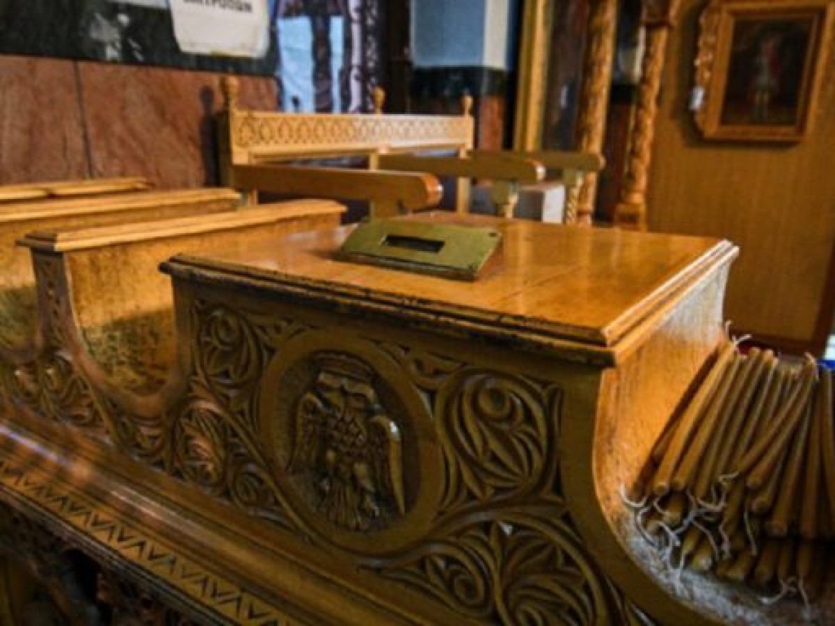 Συνελήφθη 68χρονος για Τρεις Κλοπές από Παγκάρι Ιερού Ναού στην Χαλκιδικη