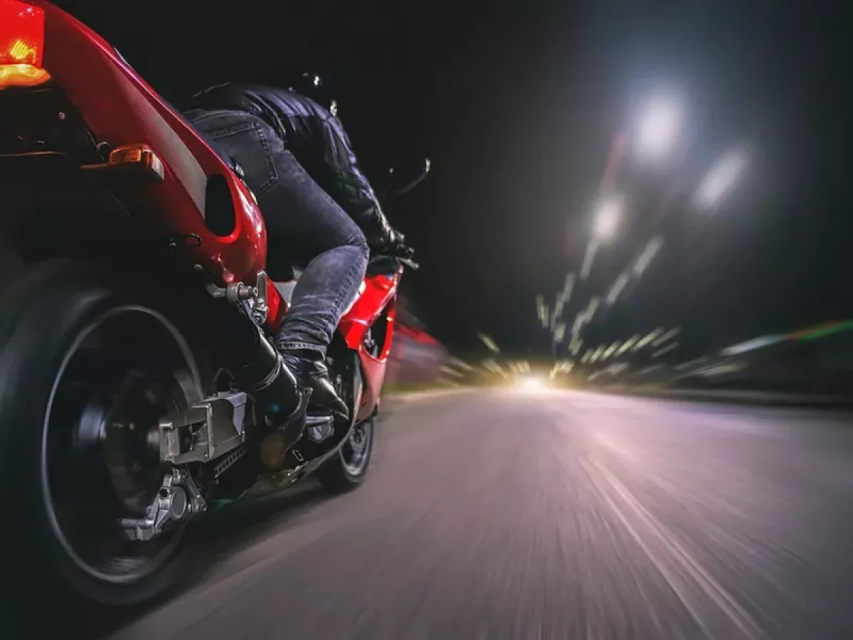 Συνελήφθη νεαρός σε περιοχή των Καμένων Βούρλων Φθιώτιδας, για επικίνδυνη οδήγηση και απείθεια