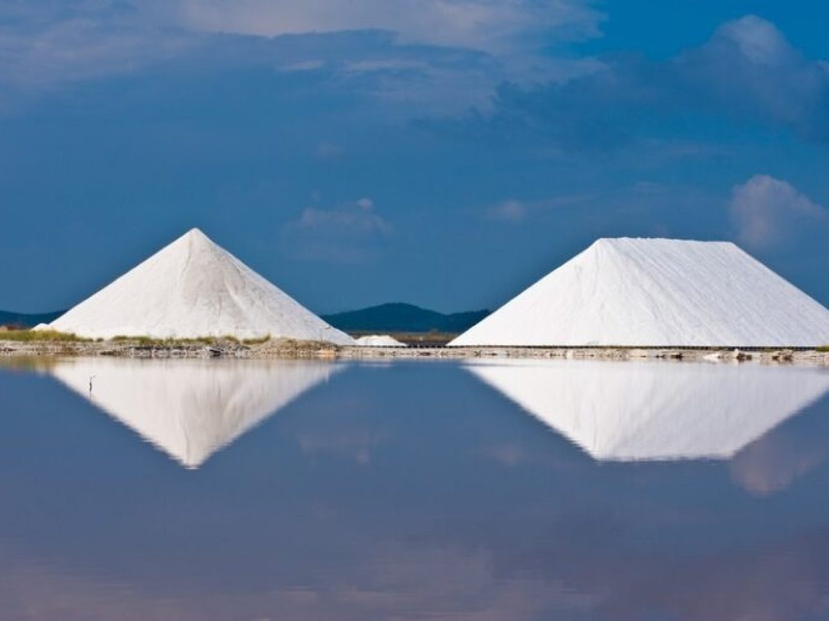 Συνωστισμός επενδυτών για το ελληνικό αλάτι